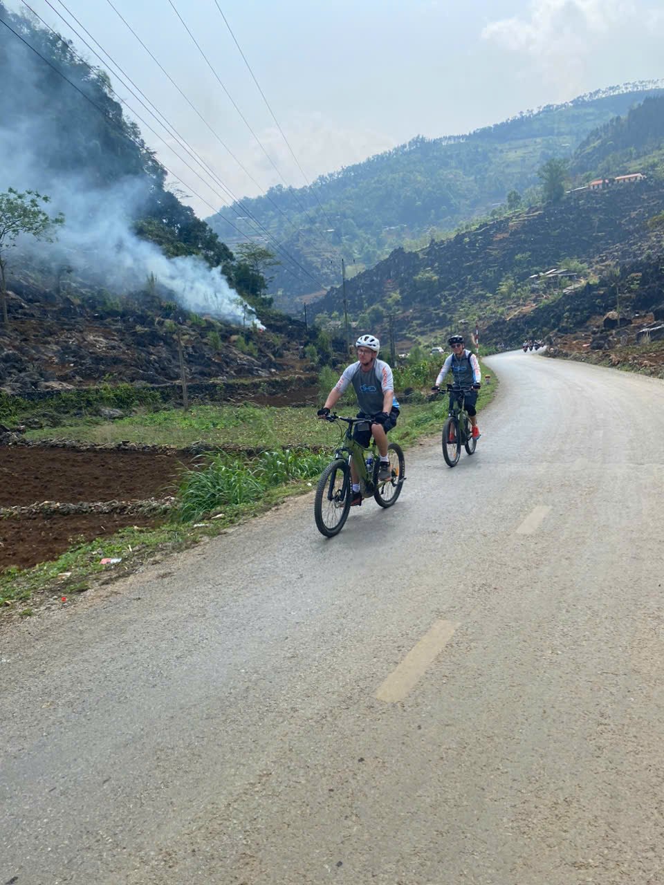 10-Day Ha Giang Loop & Hoang Su Phi Cycling Adventure
